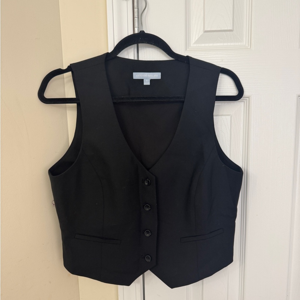 Gianni Bini Black Fitted Button Down Top